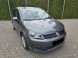 Grau Gebraucht 2010 VW Touran Van / Kleinbus | 4.990 € (Superpreis)