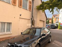 Schwarz Gebraucht 2001 BMW 525 Limousine | 6.000 €