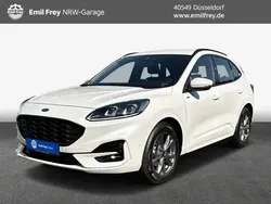 White platinum metallic Gebraucht 2023 Ford Kuga ST-Line SUV | 25.785 € (Superpreis)