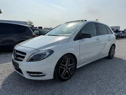 Weiß Gebraucht 2013 Mercedes B250 AMG Van / Kleinbus | 9.980 € (Superpreis)