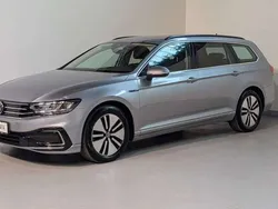 Silber Gebraucht 2021 VW Passat GTE Kombi | 19.699 € (Guter Preis)