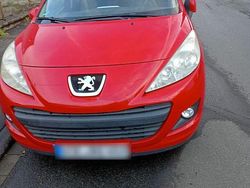 Rot Gebraucht 2011 Peugeot 207 Filou Kombi | 2.500 € (Guter Preis)