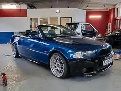 Blau Gebraucht 2000 BMW 320 Cabriolet M Sport Cabrio | 7.000 €