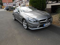 Grau Gebraucht 2015 Mercedes SLK200 AMG Cabrio | 22.900 € (Fairer Preis)