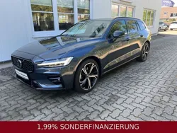 Denim blue metallic Gebraucht 2024 Volvo V60 Plus Kombi | 39.890 € (Fairer Preis)