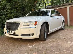 Weiß Gebraucht 2013 Chrysler 300C Limousine | 18.900 €