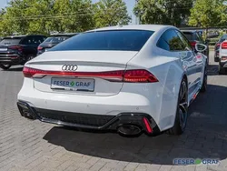 Gletscherweiß metallic Gebraucht 2023 Audi RS7 Sportback Ambiente Kleinwagen | 99.990 € (Fairer Preis)