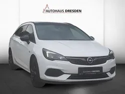 Schneeweiss Gebraucht 2022 Opel Astra Kombi | 14.450 € (Guter Preis)