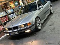 Silber Gebraucht 1997 BMW 740 Performance Limousine | 5.000 €