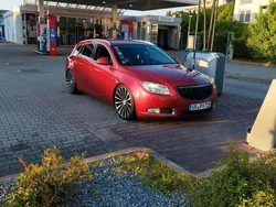 Rot Gebraucht 2009 Opel Insignia Kombi | 4.199 € (Etwas zu teuer)