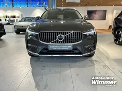 731 platinum grey (grau) Gebraucht 2022 Volvo XC60 Plus SUV | 32.950 € (Guter Preis)