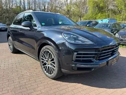 Schwarz Gebraucht 2018 Porsche Cayenne S Chrono SUV | 47.900 € (Fairer Preis)