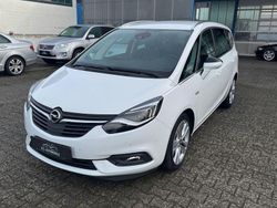 Weiß Gebraucht 2018 Opel Zafira Innovation Van / Kleinbus | 16.990 € (Fairer Preis)