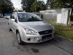 Silber metallic Gebraucht 2006 Ford Focus Kombi | 2.990 € (Etwas zu teuer)