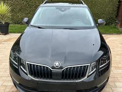 Schwarz Gebraucht 2020 Skoda Octavia Soleil Kombi | 18.500 € (Superpreis)