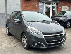 Grau Gebraucht 2017 Peugeot 208 Active Kleinwagen | 3.999 € (Fairer Preis)