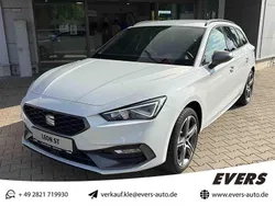 Weiss Neu 2024 Seat Leon Limousine | 35.450 €