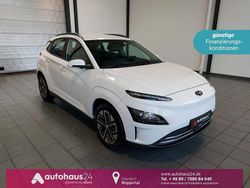 Weiß Gebraucht 2023 Hyundai Kona Select SUV | 16.990 € (Superpreis)