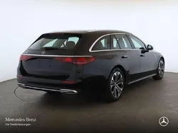 Obsidianschwarz Gebraucht 2024 Mercedes E200 Avantgarde Kombi | 41.990 € (Guter Preis)