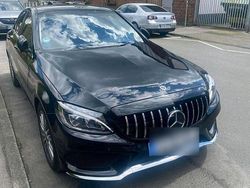 Schwarz Gebraucht 2016 Mercedes C200 Limousine | 15.500 €