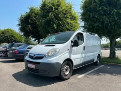 Weiß Gebraucht 2010 Opel Vivaro Van | 2.950 € (Superpreis)