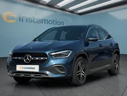 Blau Gebraucht 2021 Mercedes GLA250 SUV | 37.699 € (Fairer Preis)