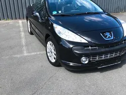 Schwarz Gebraucht 2008 Peugeot 207 CC Roland Garros Cabrio | 2.950 € (Guter Preis)