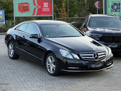 Schwarz Gebraucht 2012 Mercedes E200 Coupé | 14.990 € (Fairer Preis)