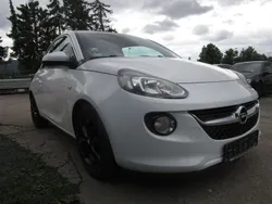 Weiß Gebraucht 2014 Opel Adam Jam Kleinwagen | 6.490 € (Fairer Preis)