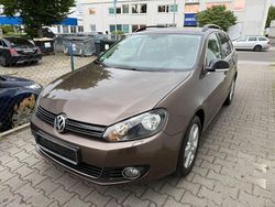 Braun Gebraucht 2012 VW Golf VI Style Kombi | 6.490 € (Etwas zu teuer)
