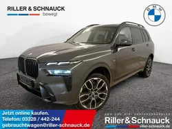 Dravitgrau Gebraucht 2024 BMW X7 M Sport SUV | 96.450 €