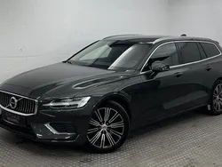 Pine grey Gebraucht 2021 Volvo V60 Inscription Kombi | 33.400 € (Guter Preis)