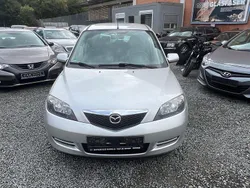 Silber Gebraucht 2005 Mazda 2 Active Kleinwagen | 1.900 € (Guter Preis)