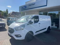 Weiß Gebraucht 2023 Ford Transit Custom Trend Van / Kleinbus | 25.950 € (Guter Preis)
