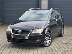 Schwarz Gebraucht 2006 VW Touran Trendline Van / Kleinbus | 2.500 € (Fairer Preis)