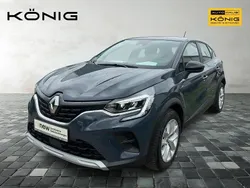 Blau Gebraucht 2024 Renault Captur Equilibre SUV | 19.999 € (Guter Preis)