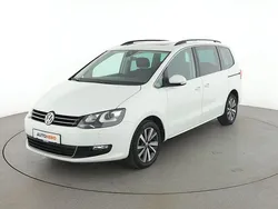 Weiß Gebraucht 2019 VW Sharan Comfortline Van / Kleinbus | 29.100 € (Fairer Preis)