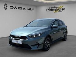 Grau (yukka stahl grau) Neu 2025 Kia Ceed Kleinwagen | 27.504 € (Guter Preis)