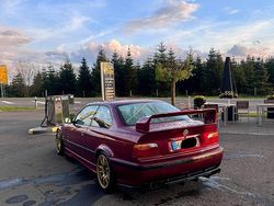 Rot Gebraucht 1995 BMW 325 M Sport Coupé | 15.750 €