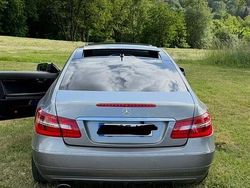 Grau Gebraucht 2010 Mercedes 220 Coupé | 6.500 €
