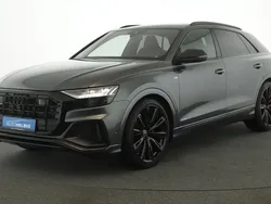 Daytonagrau perleffekt Gebraucht 2021 Audi Q8 S-Line SUV | 90.780 €