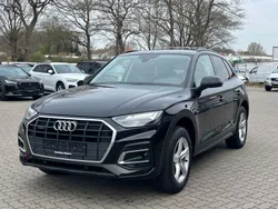 Blau Gebraucht 2022 Audi Q5 Sport SUV | 34.980 € (Superpreis)