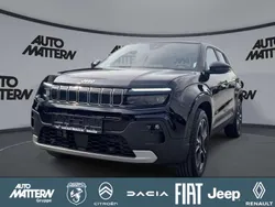 Solid black clear coat Neu 2025 Jeep Avenger Summit SUV | 32.490 € (Teuer)