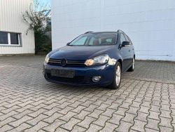 Blau Gebraucht 2013 VW Golf VI Match Kombi | 5.700 € (Guter Preis)