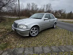 Silber Gebraucht 1999 Mercedes C180 Elegance Limousine | 8.000 €