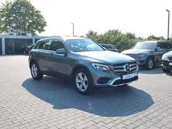 Grau Gebraucht 2016 Mercedes GLC250 Exclusive SUV | 25.900 € (Fairer Preis)