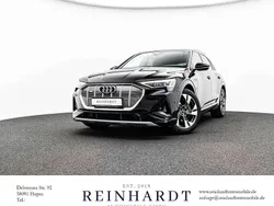 Brillantschwarz Gebraucht 2021 Audi e-tron S-Line SUV | 28.725 € (Superpreis)