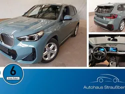 Grün Gebraucht 2023 BMW iX1 M Sport SUV | 42.000 € (Guter Preis)