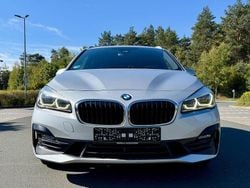 Silber Gebraucht 2018 BMW 220 Gran Tourer Sport Line Van / Kleinbus | 11.899 € (Guter Preis)