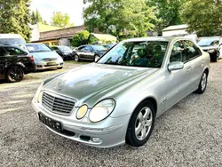 Silber Gebraucht 2002 Mercedes E240 Limousine | 3.299 € (Fairer Preis)